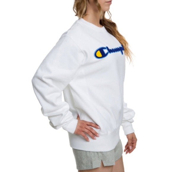 NWT Unisex Size Medium Champion Reserve Weave Chenille Logo Print Sweater White - Picture 2 of 13